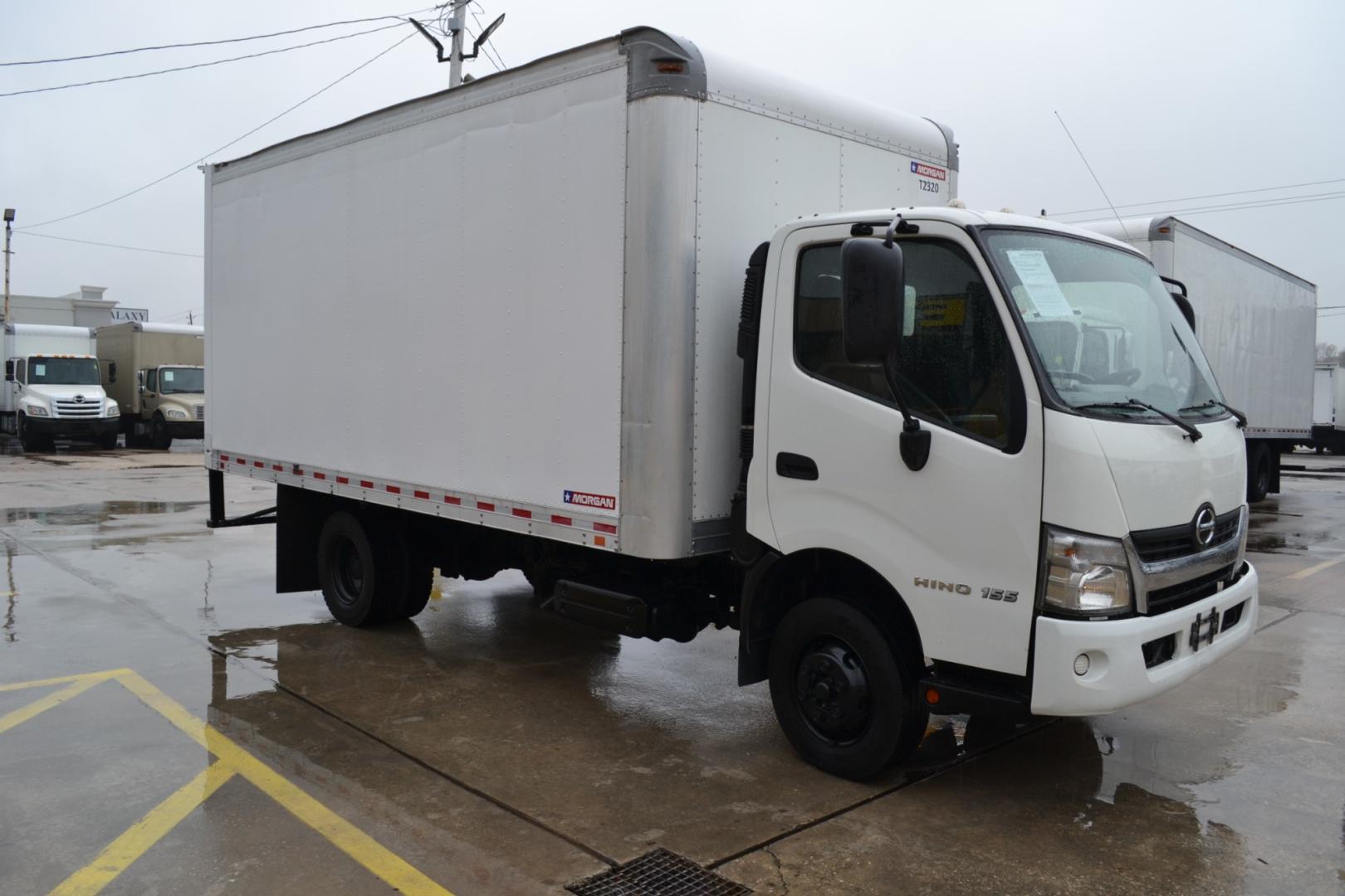 2019 WHITE HINO 155 with an JO5E-TP 5.1L 210HP TURBO CHARGED DIESEL engine, AISIN A465 6SPD AUTOMATIC transmission, located at 9172 North Fwy, Houston, TX, 77037, (713) 910-6868, 29.887470, -95.411903 - MORGAN 16FT BOX, 14,500LB GVWR, HEIGHT 85" X WIDTH 96", 10'3FT CLEARANCE, POWER WINDOWS, LOCKS, & MIRRORS, EXHAUST BRAKE, 29 GALLON FUEL TANK, HEATED MIRRORS - Photo#2